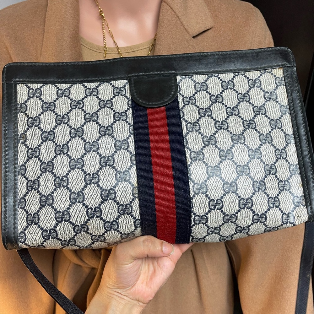 Authentic vintage Gucci web sherry line crossbody bag ( Q191) - Picture 9 of 16